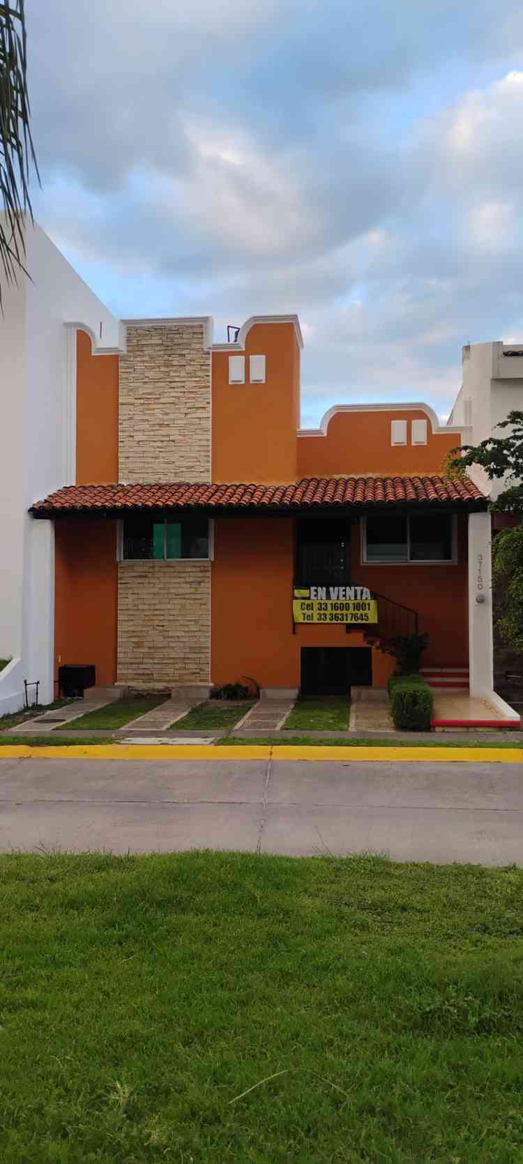 casa en venta paseo de la pradera sendero de las moras tlajomulco de zuniga jalisco pYpfz2k